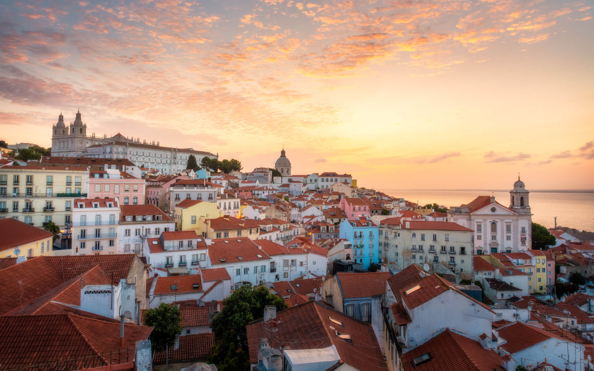 Alfama Portugal photographed by Nico Trinkhaus