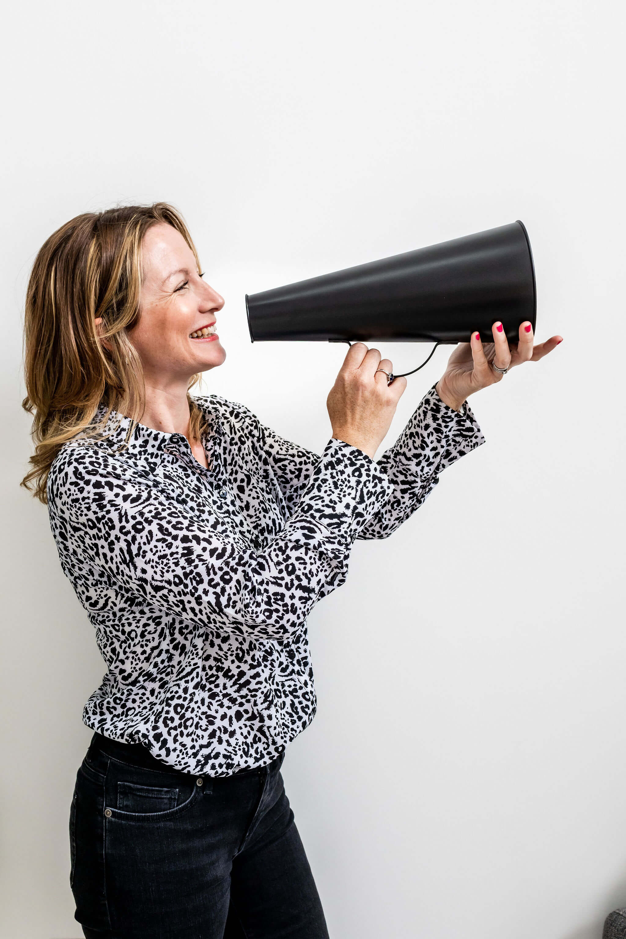 Zoe Hiljemark promoting press wins
